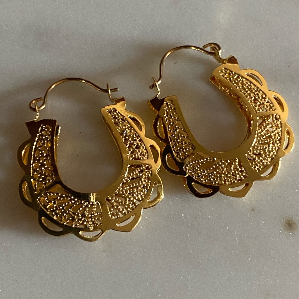 14k Gold earrings NEW gold filled ⚫️ FINAL PRICE LAST PAIR🟣